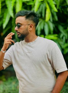 Bimsara - Male escort agency in Colombo Photo 1 of 1