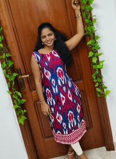 Bindhu Tamil Young Lady Few Days More - escort in Dubai Photo 7 of 7