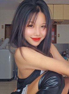 Bingsu - escort in Tokyo Photo 4 of 7