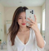 Bingsu - escort in Tokyo