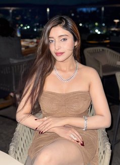 Binita - escort in New Delhi Photo 3 of 4