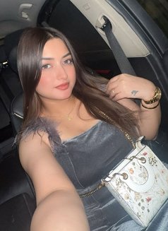 Binita - puta in Pondicherry Photo 1 of 3