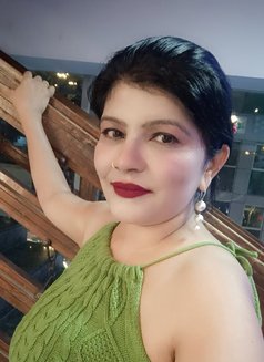 Binitha Masseuse - Masajista in Bangalore Photo 1 of 1