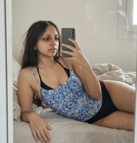 Binsa - escort in Al Sohar