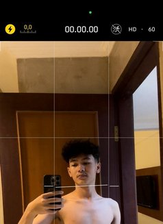 Bintang - Acompañantes masculino in Jakarta Photo 4 of 4