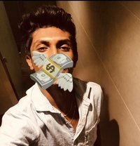 Professional Boy Visiting Colombo Areas - Male escort in Colombo