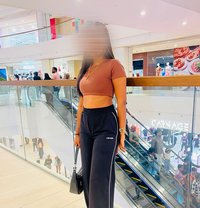 Binuri Silva - escort in Colombo