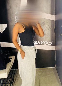 Binuri Silva - escort in Colombo Photo 4 of 11