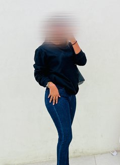 Binuri Silva - escort in Colombo Photo 7 of 11