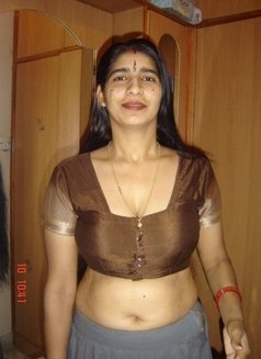 Bipasha Body Massage Parlour and Spa - escort in Kolkata Photo 9 of 10