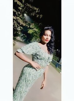 Bipasha - Transsexual escort in Bangalore Photo 6 of 7