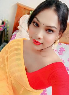 Bipasha - Transsexual escort in Bangalore Photo 7 of 7