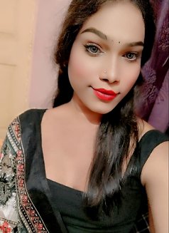 Bipasha - Transsexual escort in Bangalore Photo 8 of 8