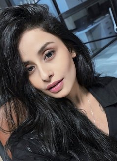 Bipashah - puta in Dubai Photo 1 of 4