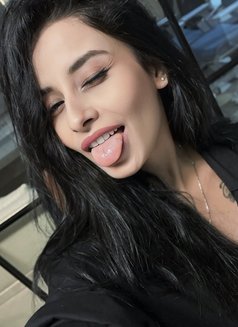 Bipashah - puta in Dubai Photo 2 of 4