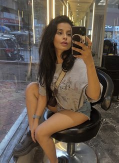 Bipashah - puta in Dubai Photo 4 of 4