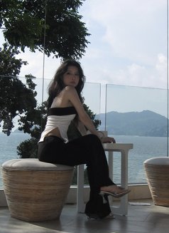 Bit - escort in Ho Chi Minh City Photo 5 of 9