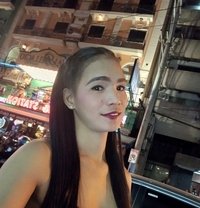 Bitches Joan - Transsexual escort in Makati City