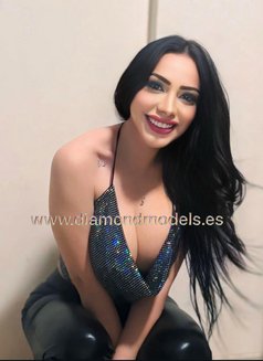 Bisexual Aisha Vip. Rimming Expert - puta in Al Manama Photo 6 of 13