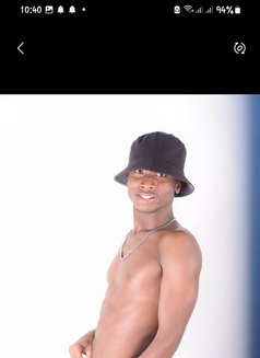 Uncut Dick - Acompañantes masculino in Nairobi Photo 1 of 6
