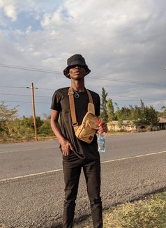 Uncut Dick - Acompañantes masculino in Nairobi Photo 4 of 6