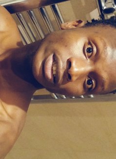 Uncut Dick - Acompañantes masculino in Nairobi Photo 5 of 6