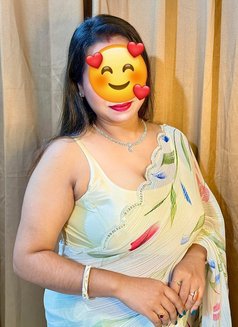 Anal Queen Cam Special Muslim Bhabhi - escort in New Delhi Photo 4 of 14