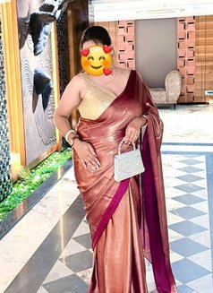 Anal Queen Cam Special Muslim Bhabhi - escort in New Delhi Photo 6 of 14