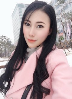 Bkk Escort Girl / Gift - puta in Bangkok Photo 19 of 22