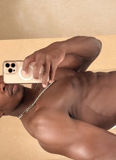 Bla Xxxl Couples & Single - Male escort in Dubai Photo 2 of 3