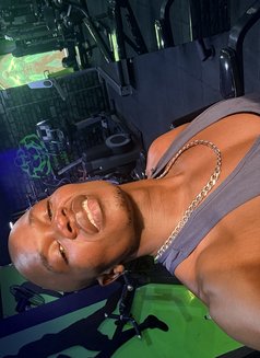 Bla Xxxl Couples & Single - Acompañantes masculino in Dubai Photo 10 of 14