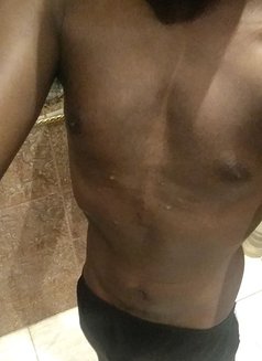 Black and Sexy - Male escort in Riyadh Photo 1 of 1