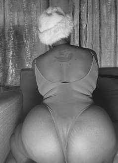 Black Angel - escort in Johannesburg Photo 2 of 2