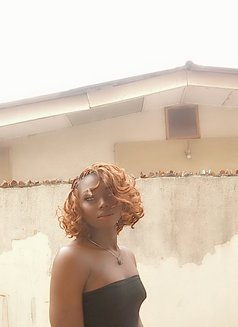 Black Barbie - Acompañantes transexual in Lagos, Nigeria Photo 9 of 10
