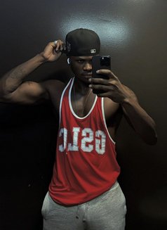 NASIR KING 🇬🇭 - Male escort in Bangkok Photo 1 of 3