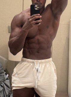 Black Bbc - Male escort in Dammam Photo 2 of 3