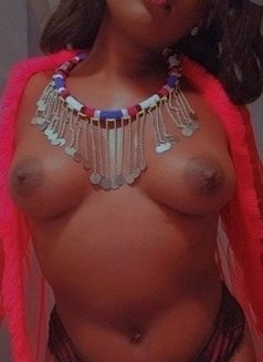 Milky sub available 24/7 - escort in Bangalore Photo 4 of 4