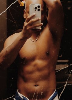 Black Bull Massager(verified Profile) - Male escort in Nashik Photo 2 of 5