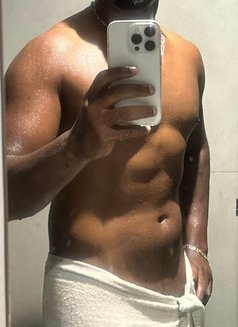 Black Bull Massager(verified Profile) - Male escort in Nashik Photo 3 of 5