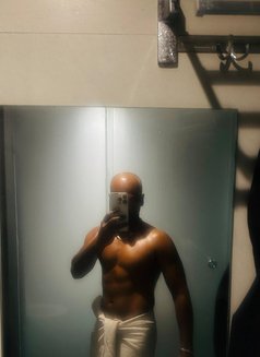 Black Bull Massager(verified Profile) - Male escort in Nashik Photo 5 of 5