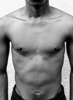 Black Bull - Male escort in Johannesburg Photo 2 of 2