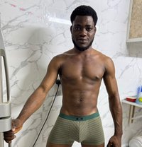 Black Choco - Acompañantes masculino in Muscat