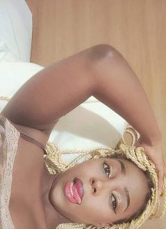 Black Chocolate - puta in Phuket Photo 3 of 8