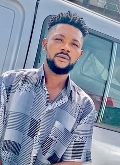 Black Cucumber - Acompañantes masculino in Lagos, Nigeria Photo 1 of 3