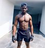 Black D - Acompañantes masculino in Doha Photo 2 of 4