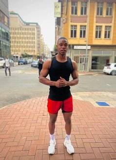 Black D - Male escort in Dubai Photo 2 of 4