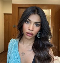 Black Diamond - Transsexual escort in Bangalore Photo 1 of 12