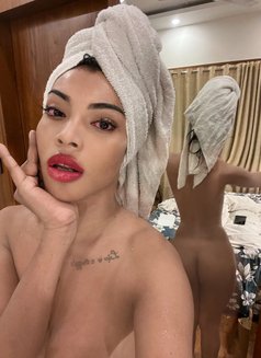 Black Diamond - Transsexual escort in Bangalore Photo 2 of 12