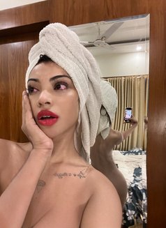 Black Diamond - Transsexual escort in Bangalore Photo 3 of 12