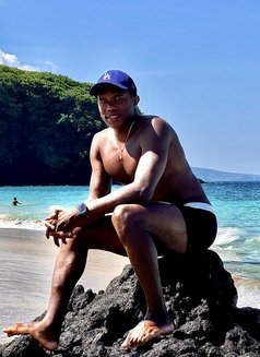 Black Diamond - Male escort in Pattaya Photo 8 of 9